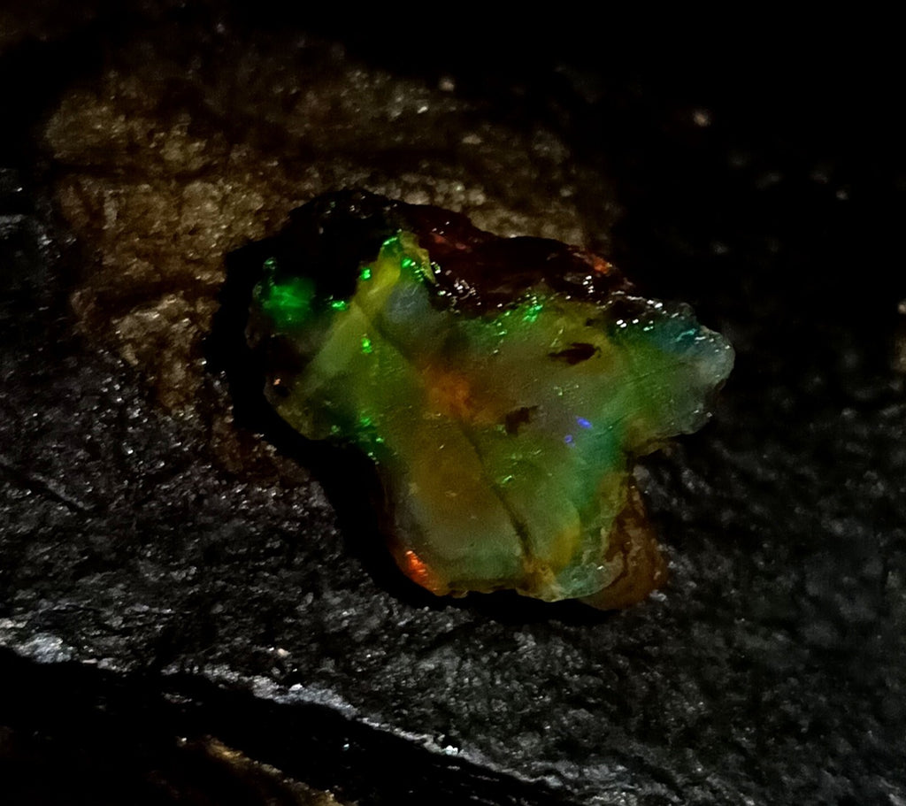 A++Play of Color 11.30 Ct Natural Ethiopian Black Opal Welo Rough LOOSE GEMSTONE