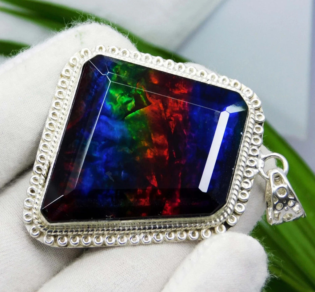 90.40 Ct Natural Canadian Ammolite Pendant Sterling Silver Setting Gemstone