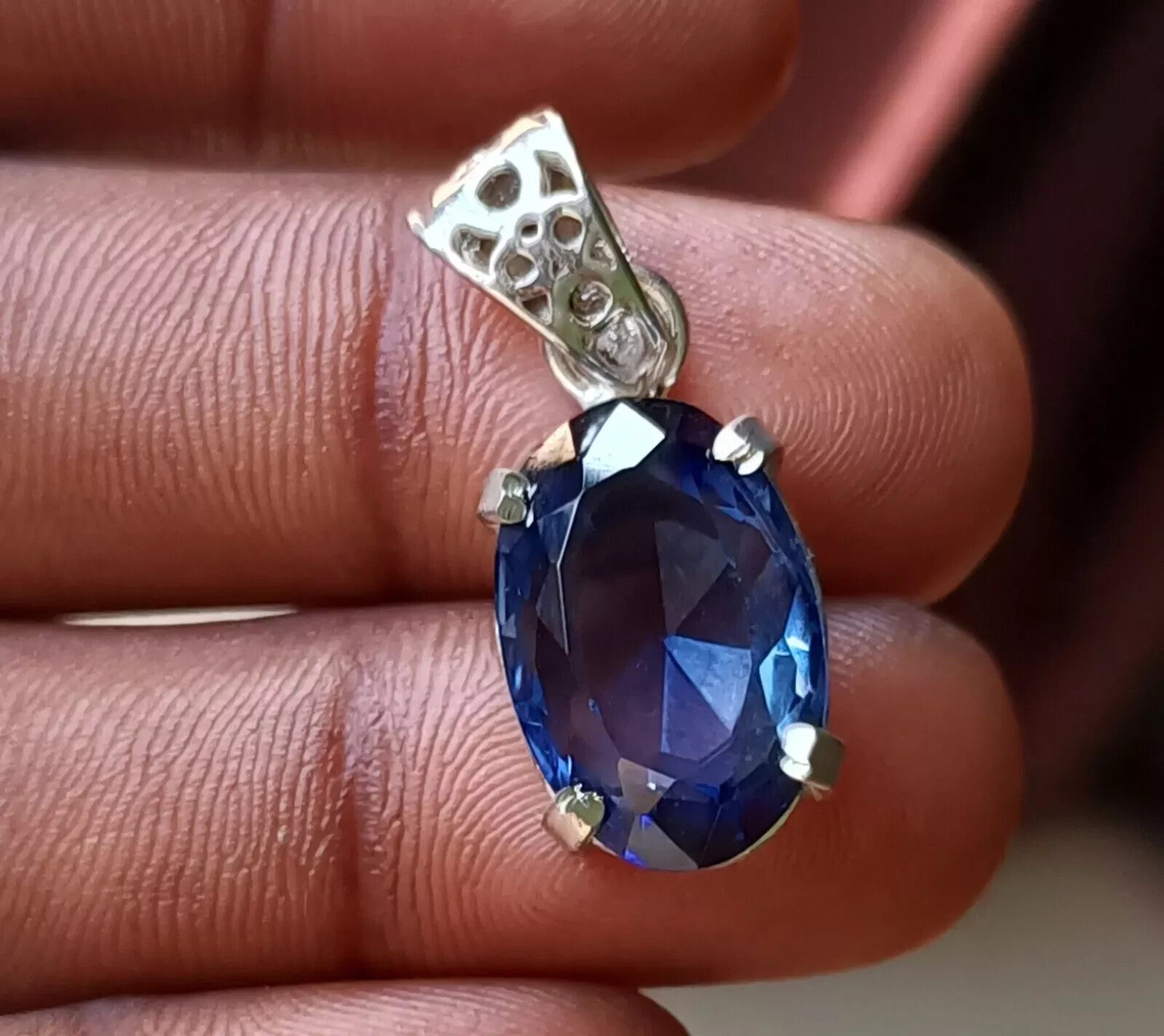 Certified 28.45 Ct Natural Blue Sapphire Oval Cut 925 Silver Pendant Gemstone