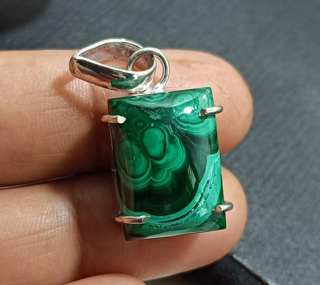 33.10Ct Natural Green Malachite Emerald Pendant In Solid Silver Gems For Jewelry