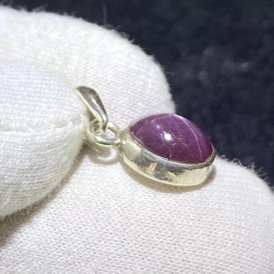 20.40 Ct + Certified Natural Purple Star Sapphire 925 Solid Silver Pendant