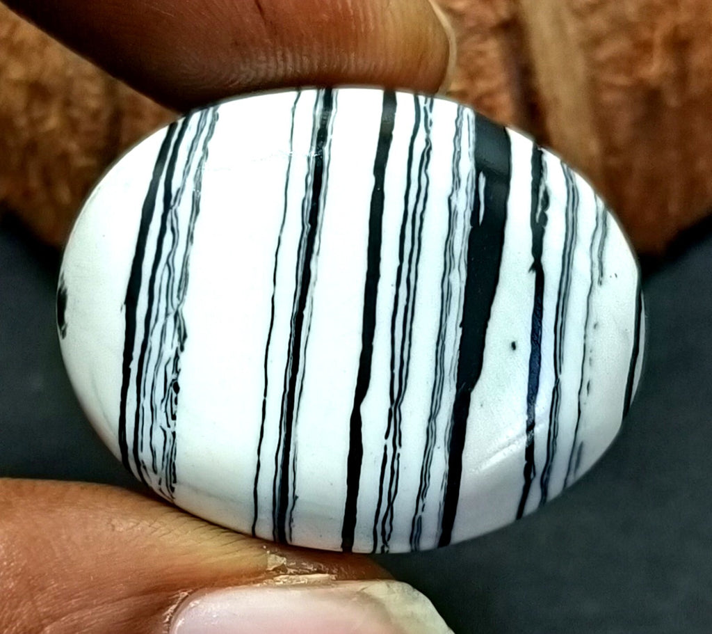 31.95  Ct Natural Turquoise Arizona White oval Cut Loose Gemstone