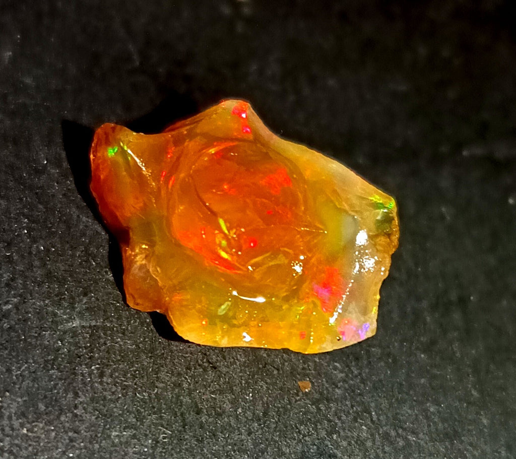 A++Play of Color 8.35 Ct Natural Ethiopian Black Opal Welo Rough LOOSE GEMSTONE