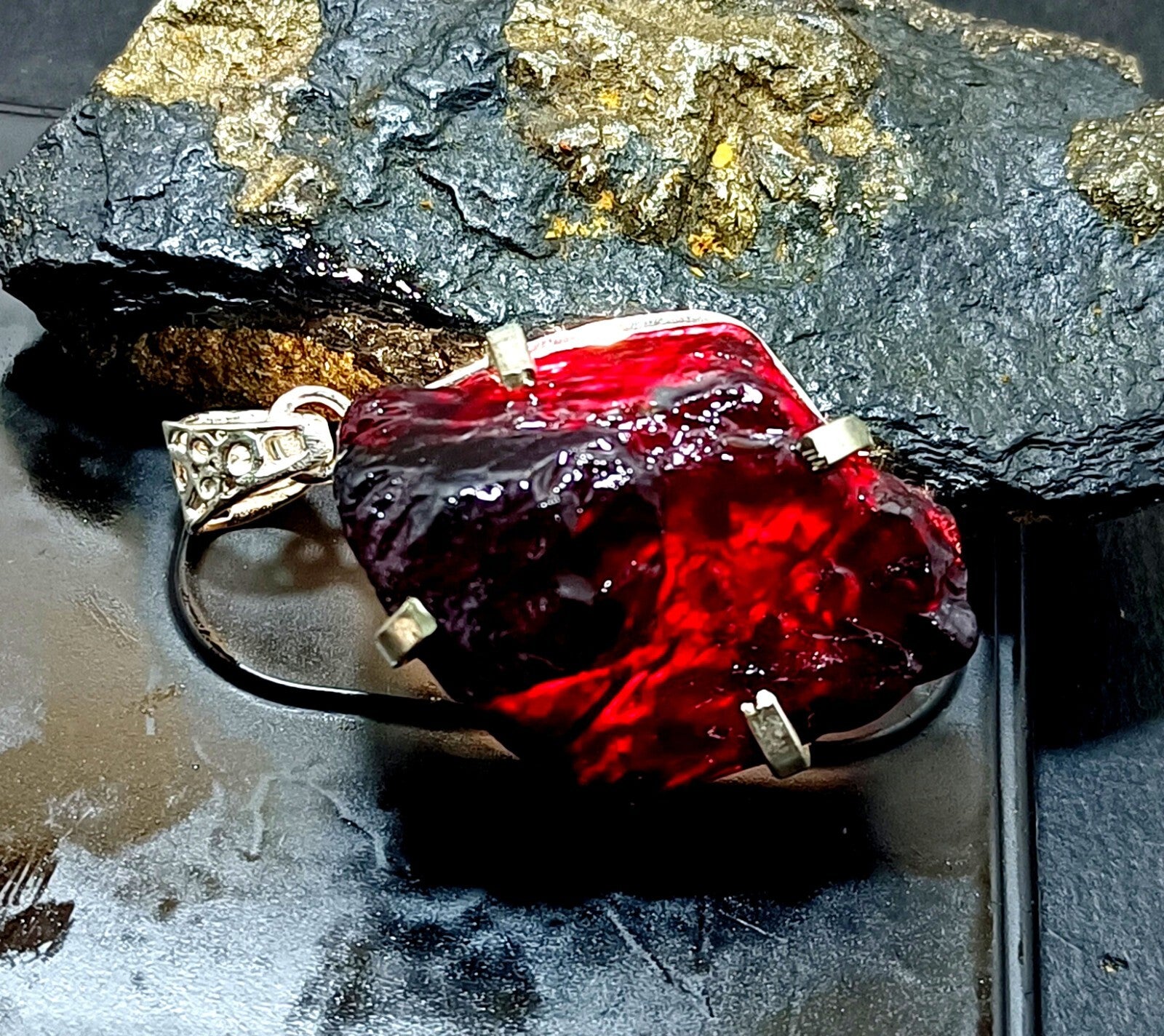 EGL Certified 158.50 Ct Natural PAINITE  Solid Silver Pendant LOOSE Gemstone