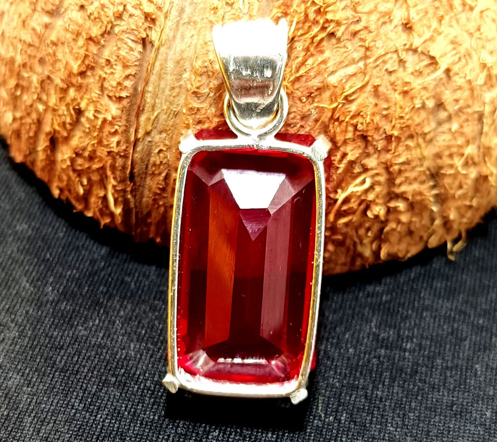 925 Sterling Silver Plated Emerald CutRuby Necklace locket Pendant 64.65 Ct