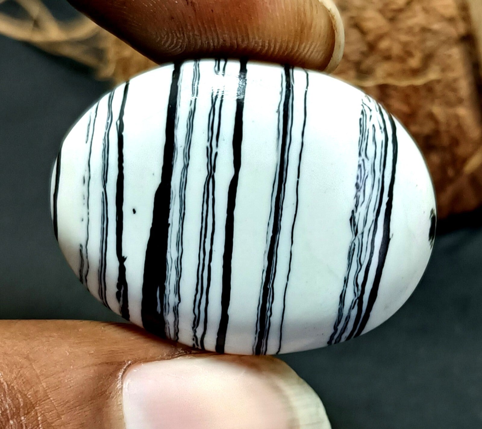 31.95  Ct Natural Turquoise Arizona White oval Cut Loose Gemstone