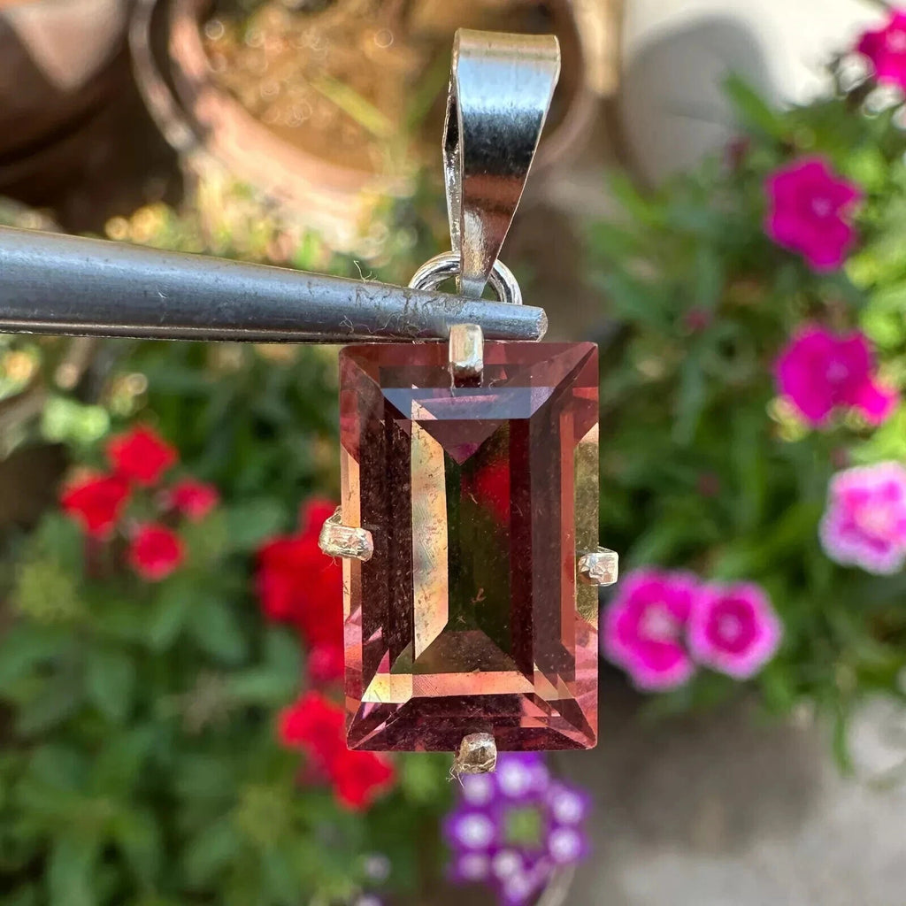 Certified 20 CT Natural Zultanite Color-Change Gemstone Pendant In 925 Silver