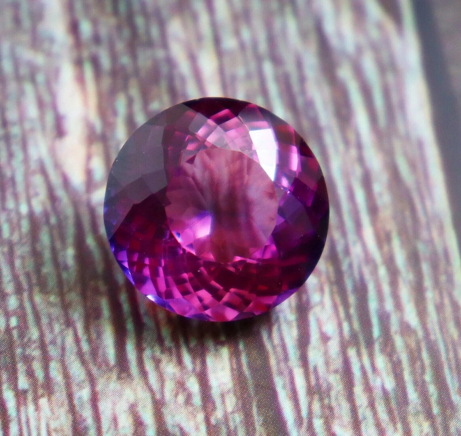 f0393942-4671-4e90-82d5-6ea451c2b98e