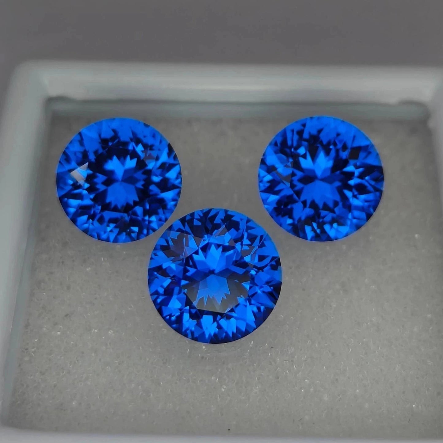 15 Ct+ 3 Pcs Natural GIE Certified Ceylon Blue Sapphire Round Loose Gemstone