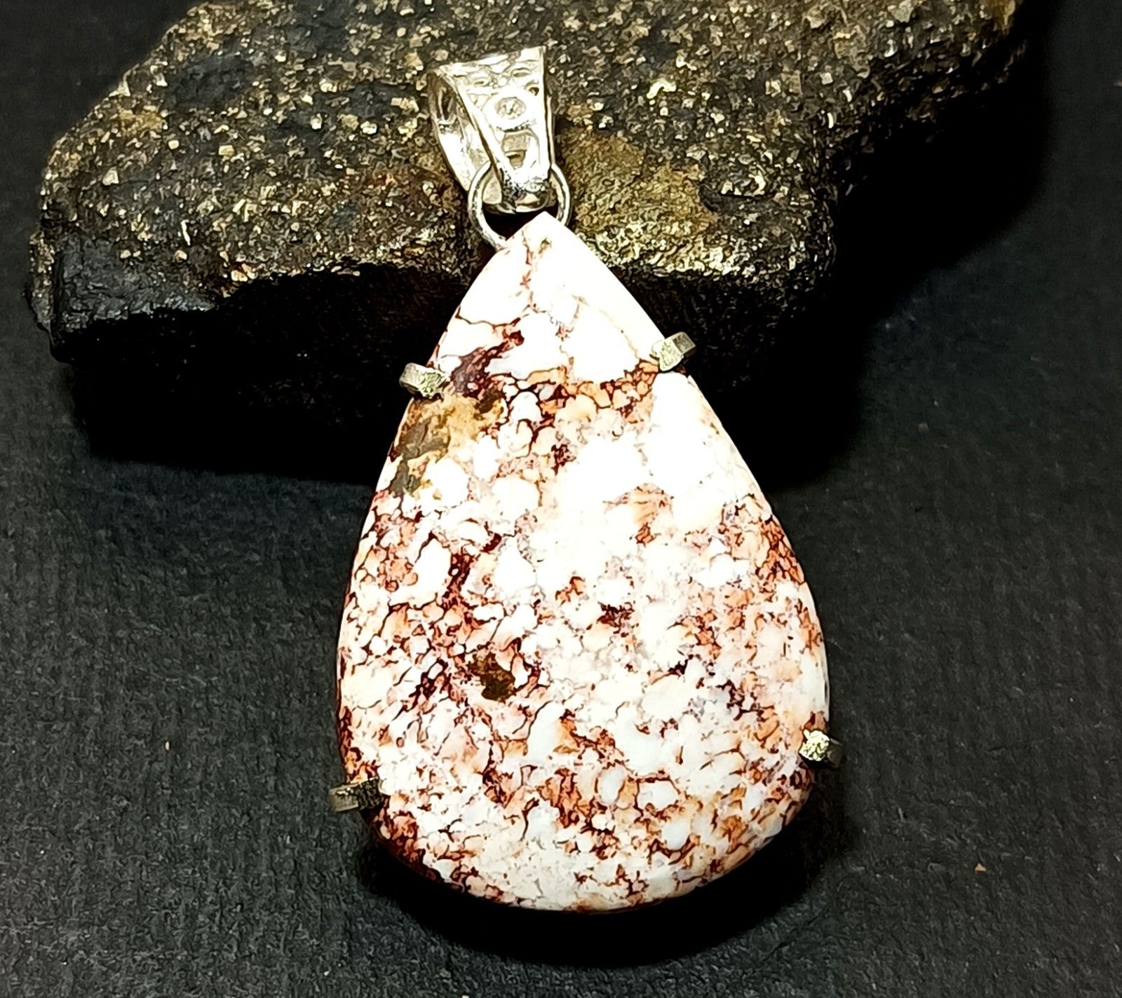 67.50 Ct Natural White Turquoise Pear Cut 925 Solid Silver Pendant Loose Gems