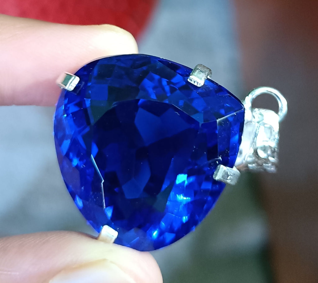 Blue Little Heart Topaz Certified Natural 77.15 Ct 925 Sliver Pendant Gemstone