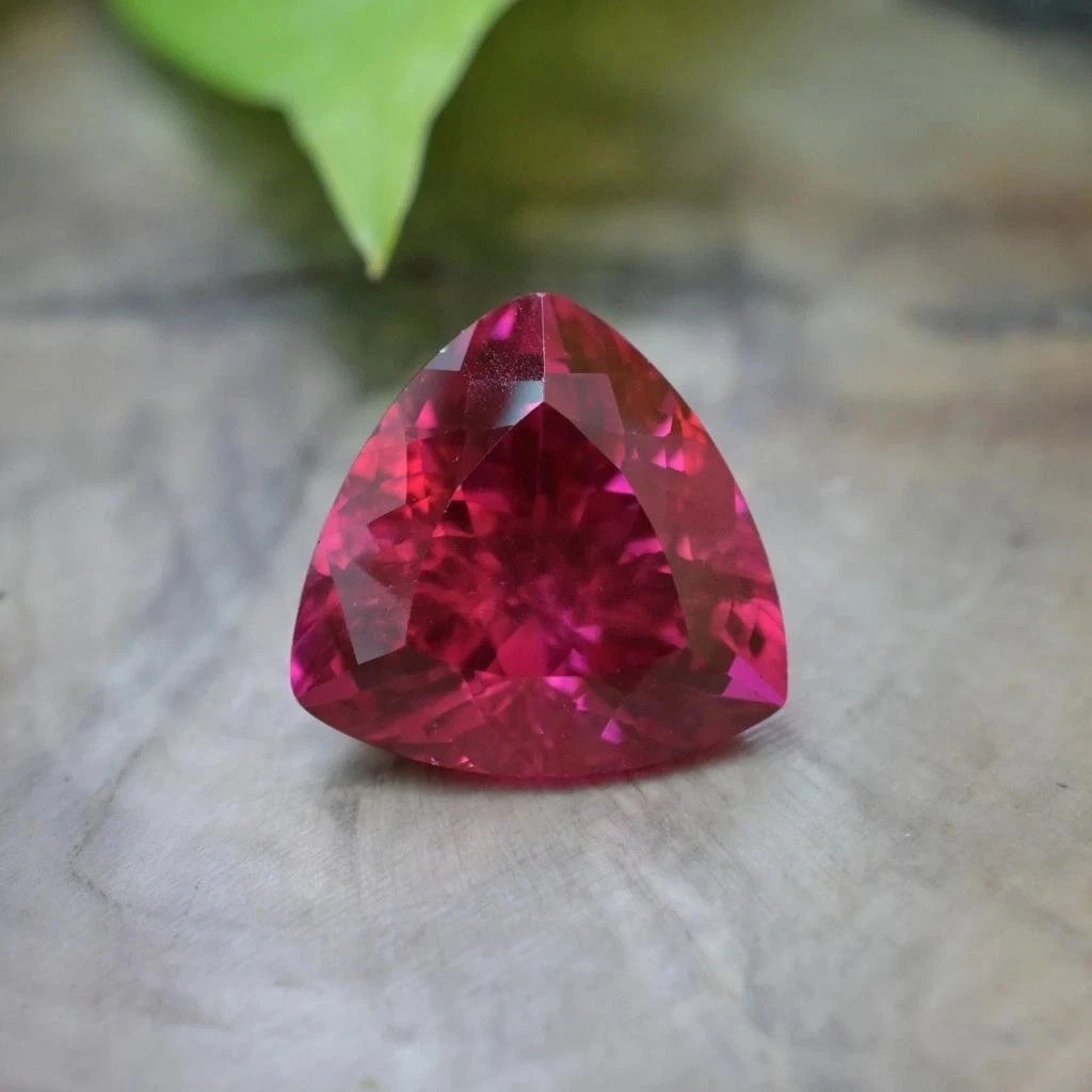 Natural Flawless Ceylon Pink Sapphire 15.75 Ct Trillion Certified Loose Gemstone
