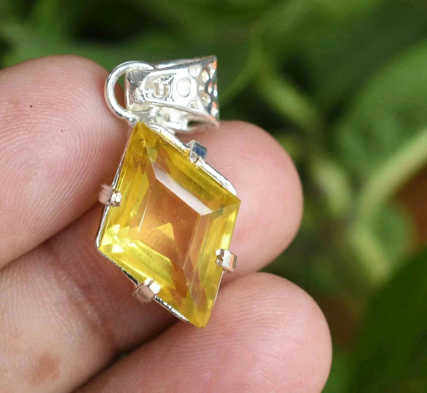 Pendant Fancy Shape Yellow Sapphire 27.30 Ct Loose Gemstone 925 Silver Natural