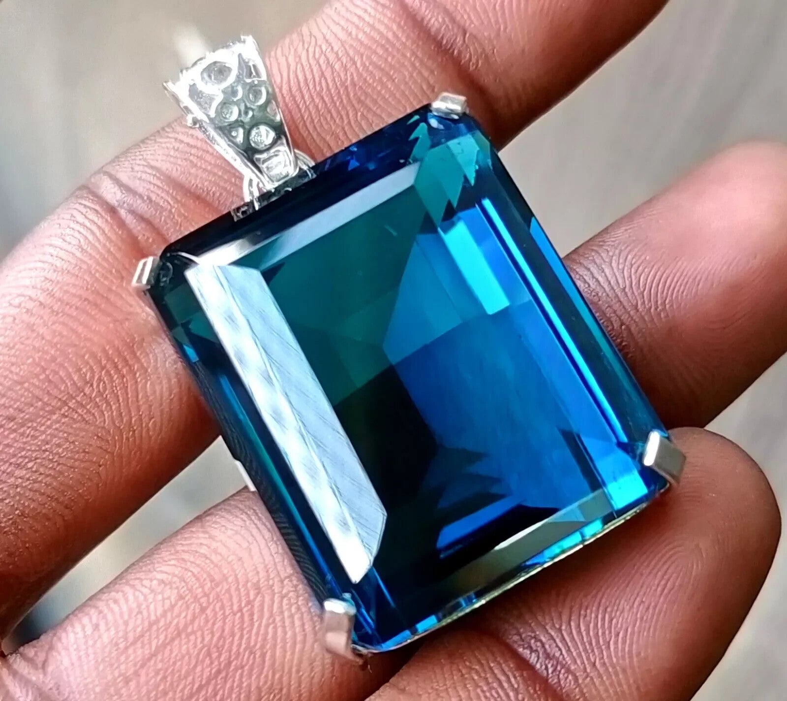 London Blue Topaz Pendant 925 Sterling Silver Pendant Gemstone Jewelry 138.20 Ct