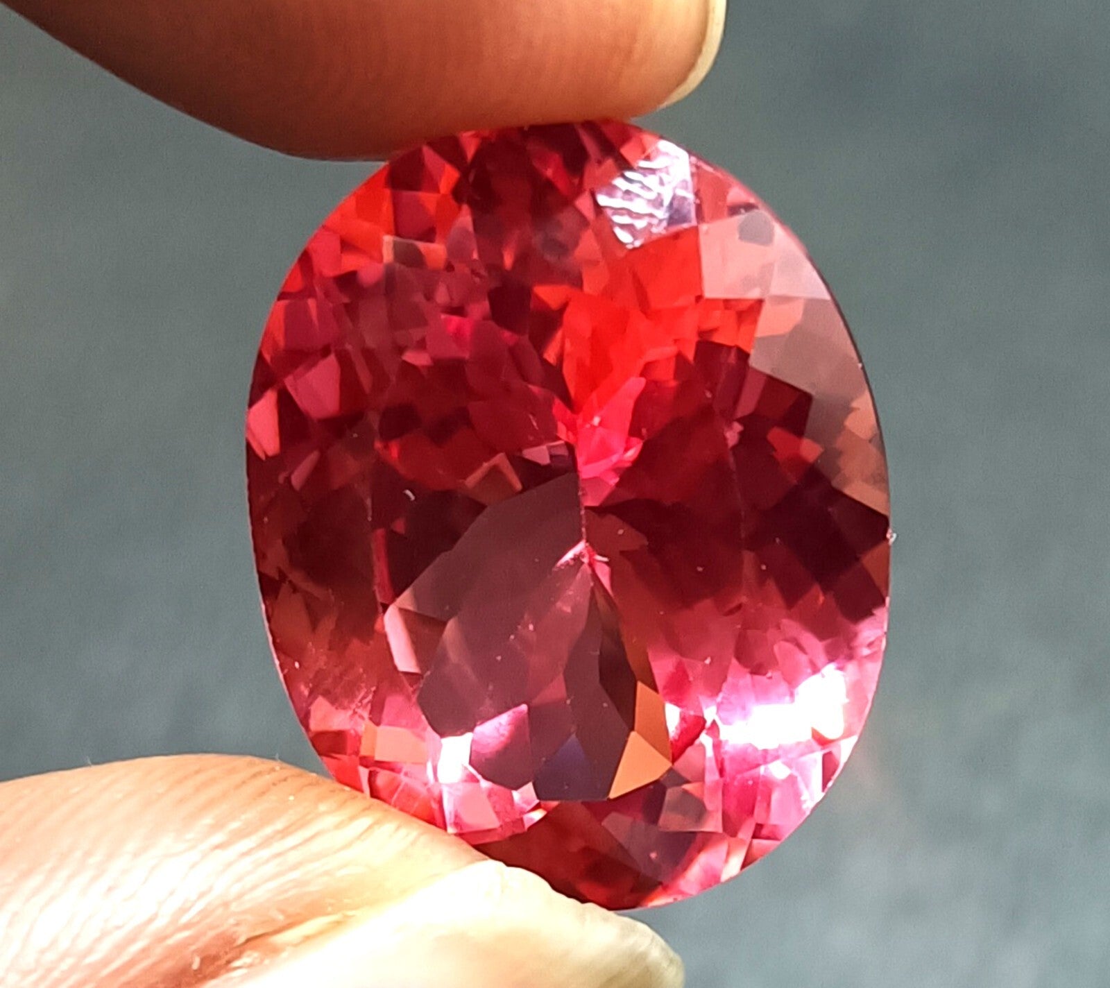 Certified 31.30 Ct Natural Ceylon Padparadscha Sapphire Oval Cut Loose Gemstone