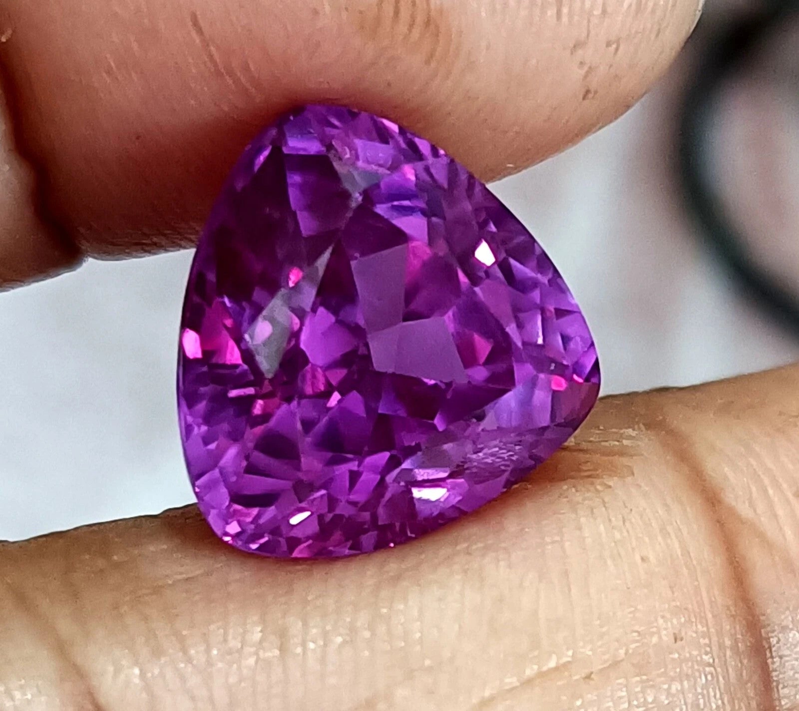 A++ TRILLION Cut NATURAL Ceylon Bi-Color Change Sapphire Loose GEMSTONE 11.85 Ct