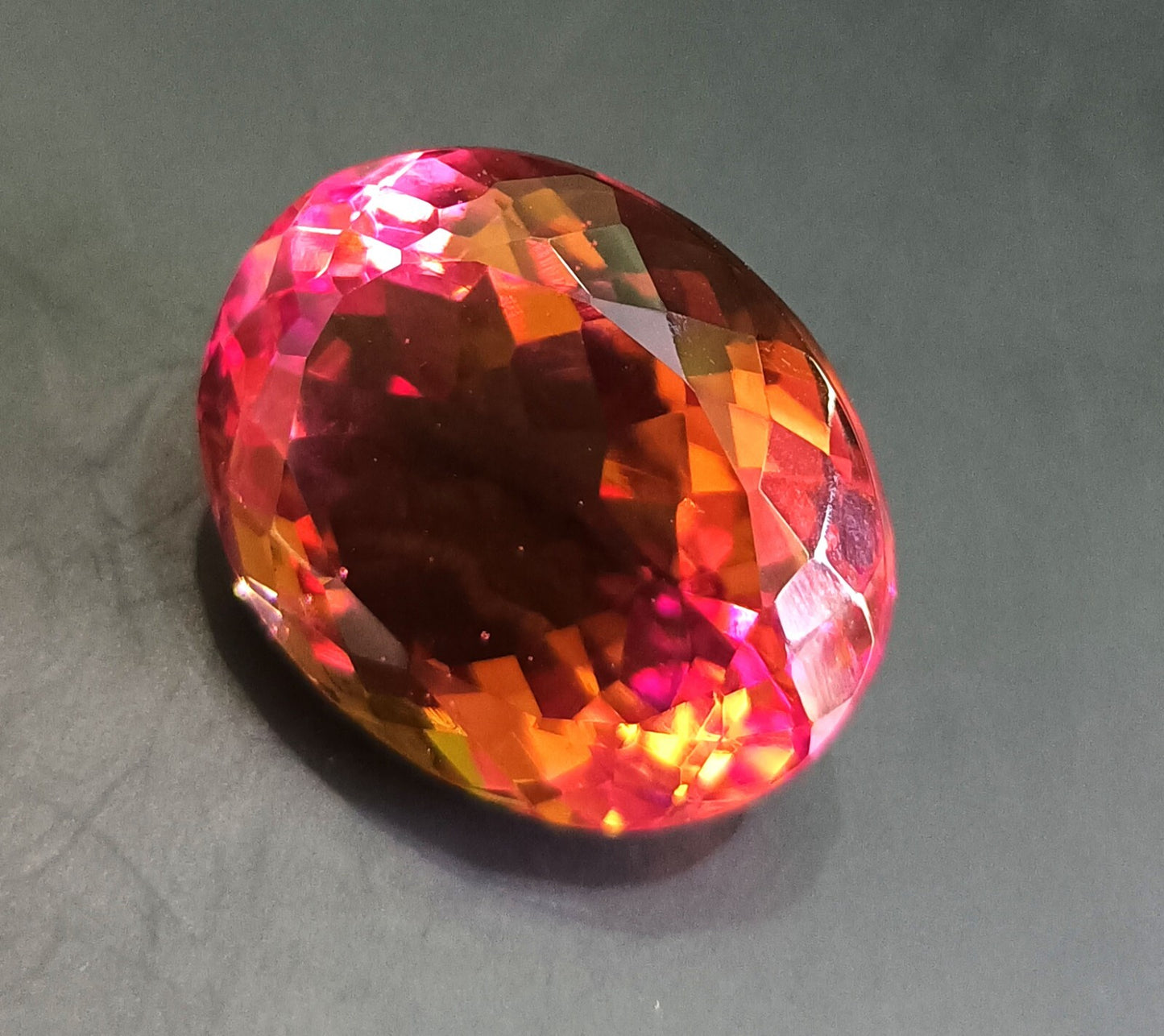 NATURAL Zultanite (7 Color-Change) Loose Certified GEMSTONE Cushion Cut 92.85 Ct