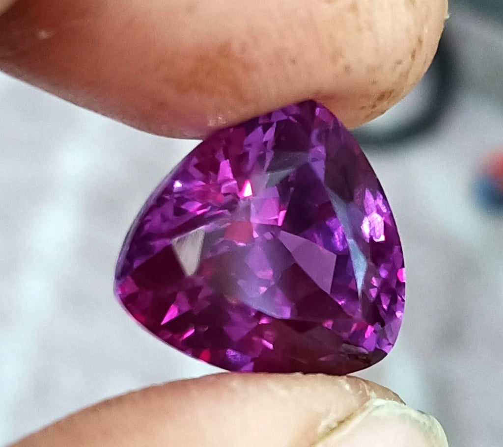 A++ TRILLION Cut NATURAL Ceylon Bi-Color Change Sapphire Loose GEMSTONE 11.85 Ct