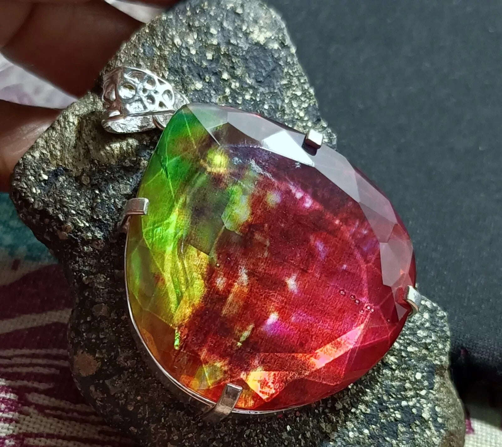 Certified 107.50 Ct Natural Ammolite 925 Solid Silver Pendant Loose Gemstone