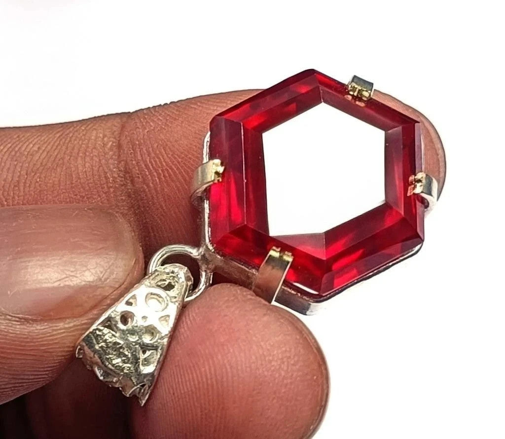 25.90 Ct Natural Ruby Hexagon Necklace Silver Jewelry Handmade loose Gemstone