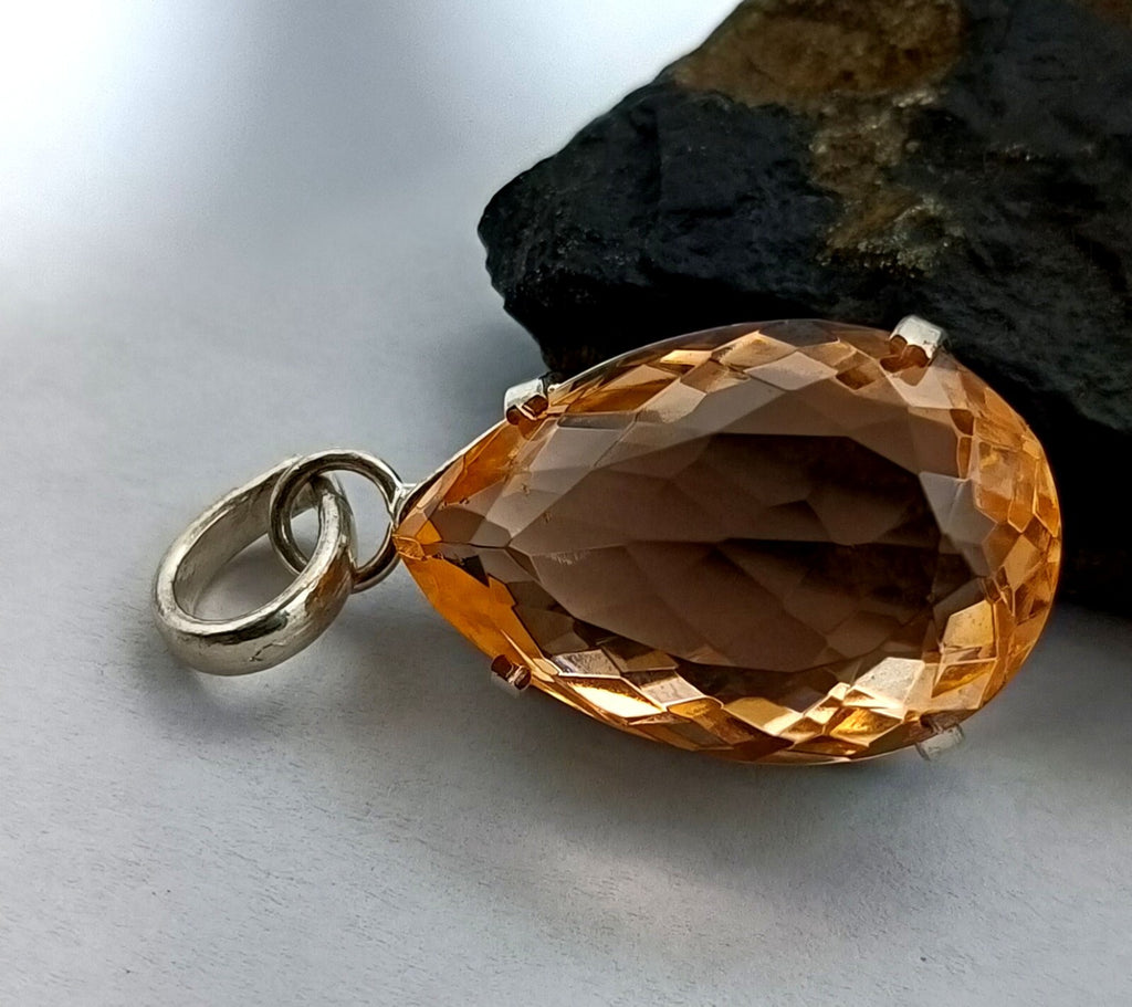 Certified 58.45 Ct Natural Topaz 925 Solid Silver  Pear Cut Pendant Gemstone