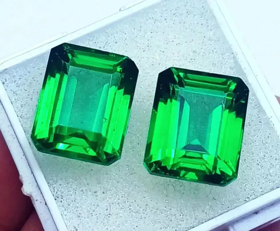 Natural Emerald Green 18.70 Ct CERTIFIED Loose Gemstone Pair