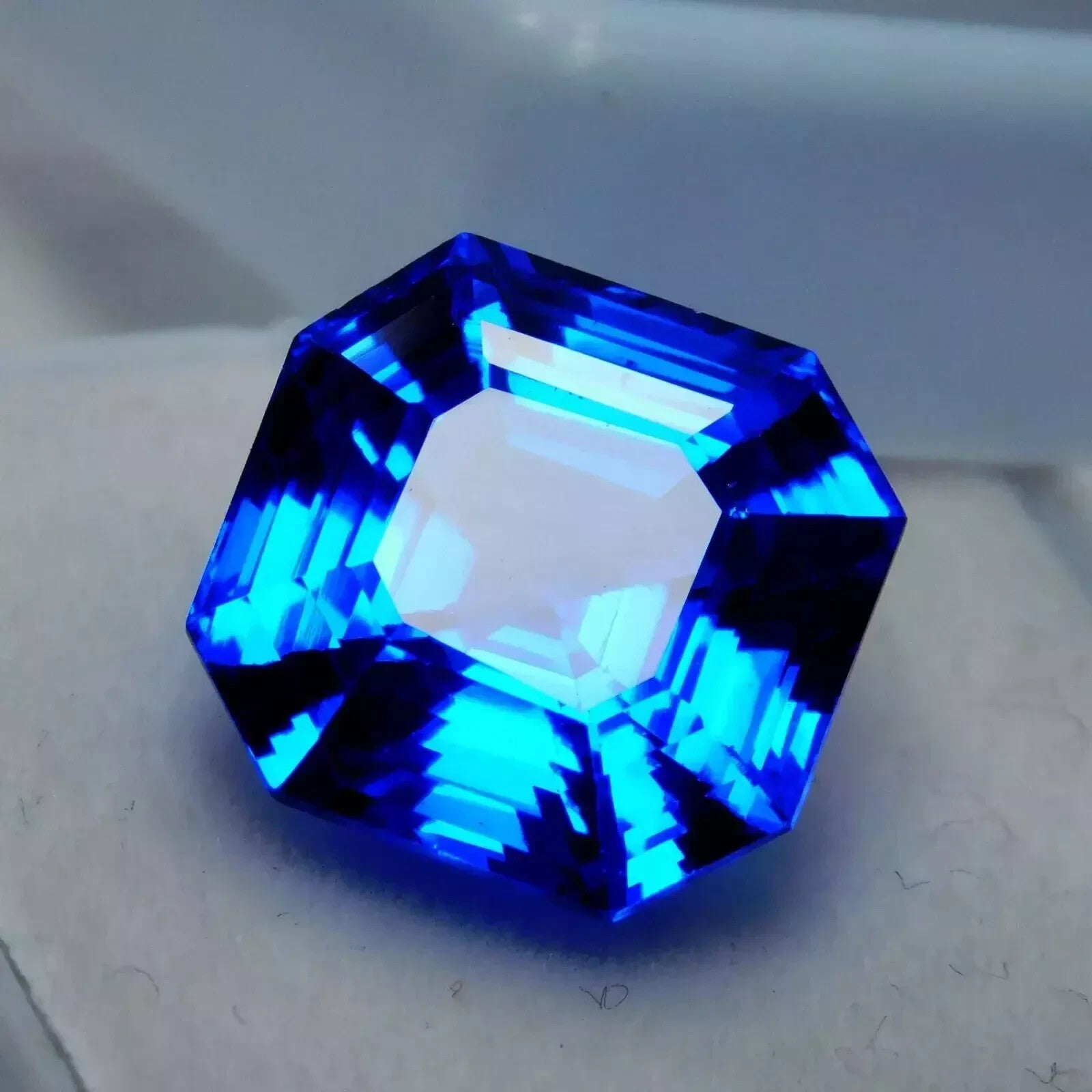 Certified 15.5 Ct Natural Blue Sapphire Sri Lanka Asscher Cut Loose Gemstone