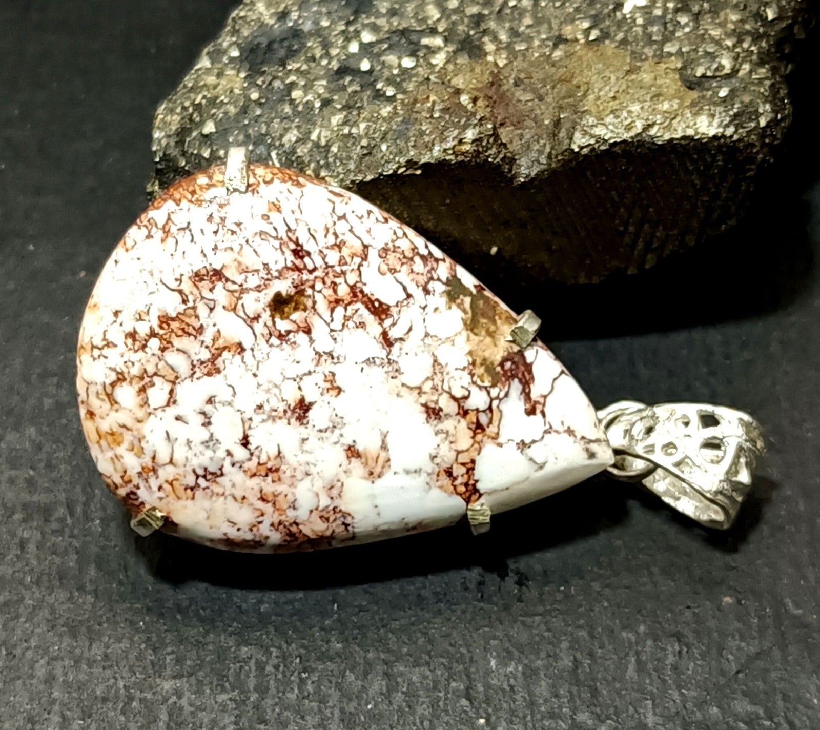 67.50 Ct Natural White Turquoise Pear Cut 925 Solid Silver Pendant Loose Gems