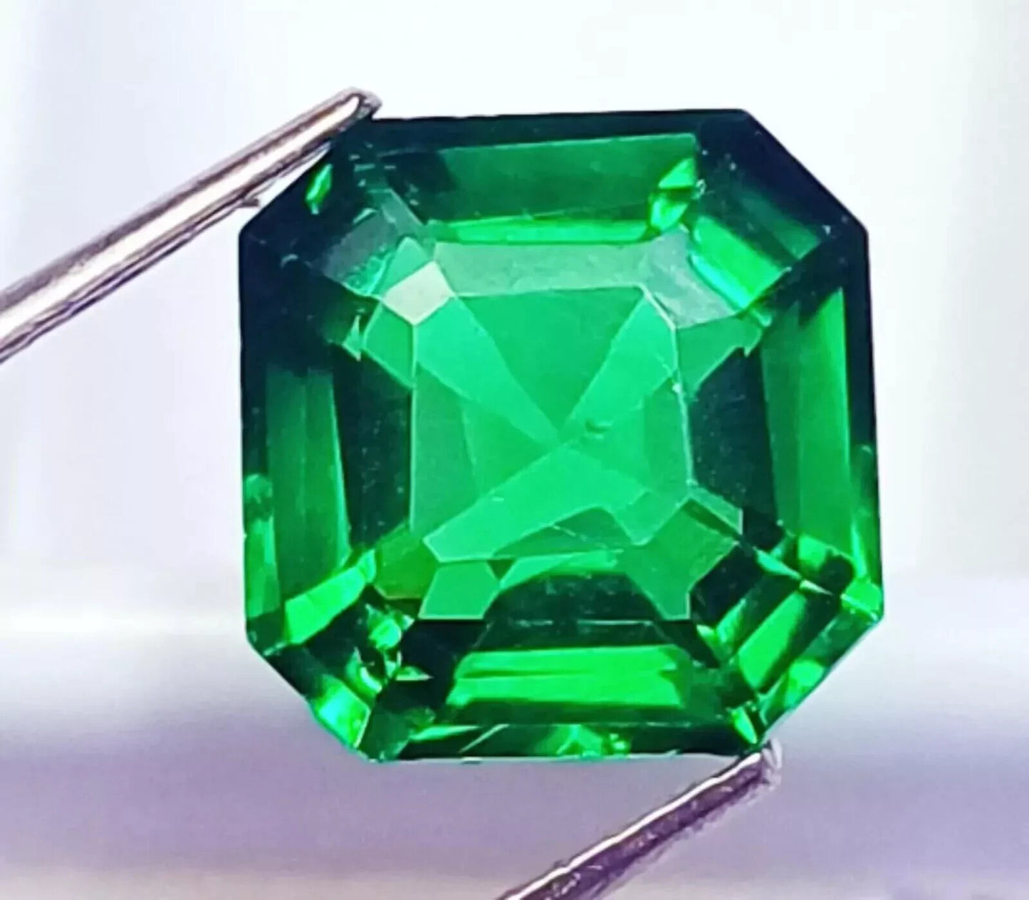 Untreated EGL Certified Flawless 9.85 Ct Natural Emerald Colombia Loose Gemstone