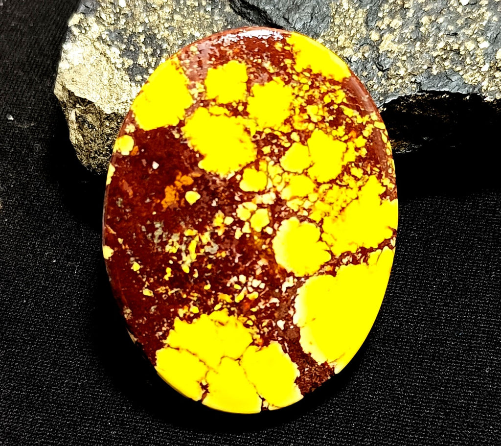 77.10 Ct Natural Arizona Superior Yellow Turquoise Oval cut Certified Gemstone