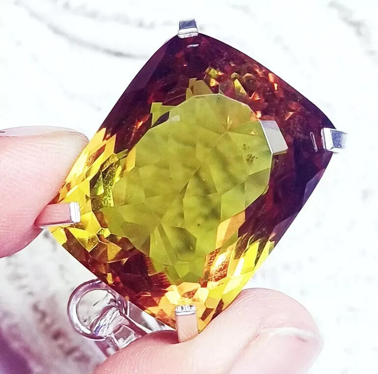 Color Changing Zultanite GS Solid Silver Pendant 91.50 Ct Certified Loose Gems