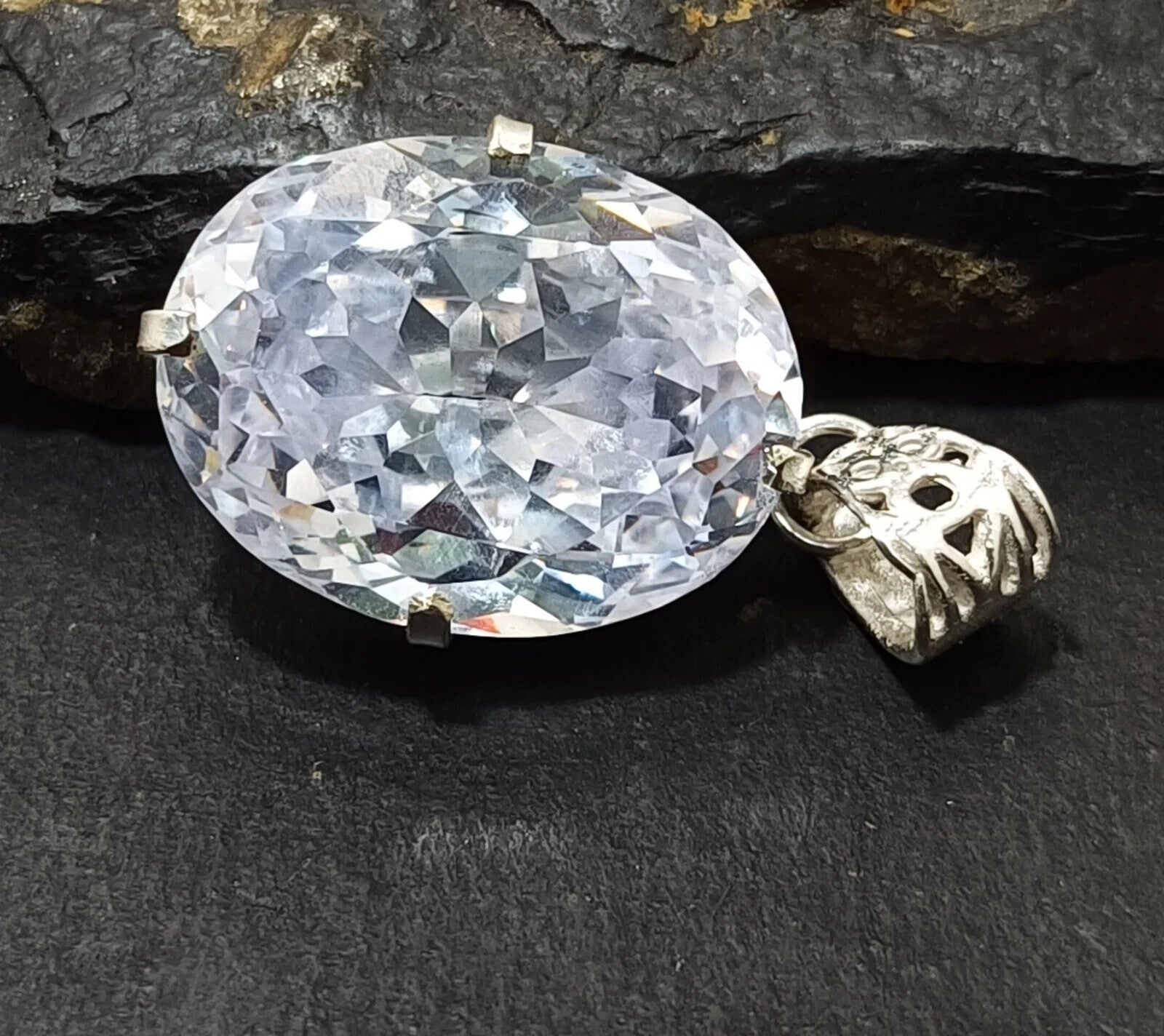 77.95 Ct Natural Brazilian Oval Cut White Zircon Pendant 925 Silver Gemstone