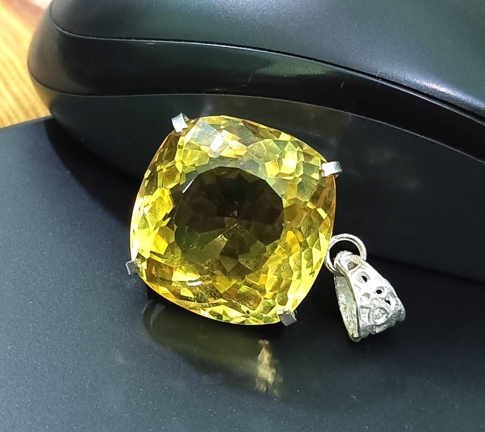 Certified Natural 85.70 Ct Brazilian Cushion Cut Topaz Pendant Loose Gemstone