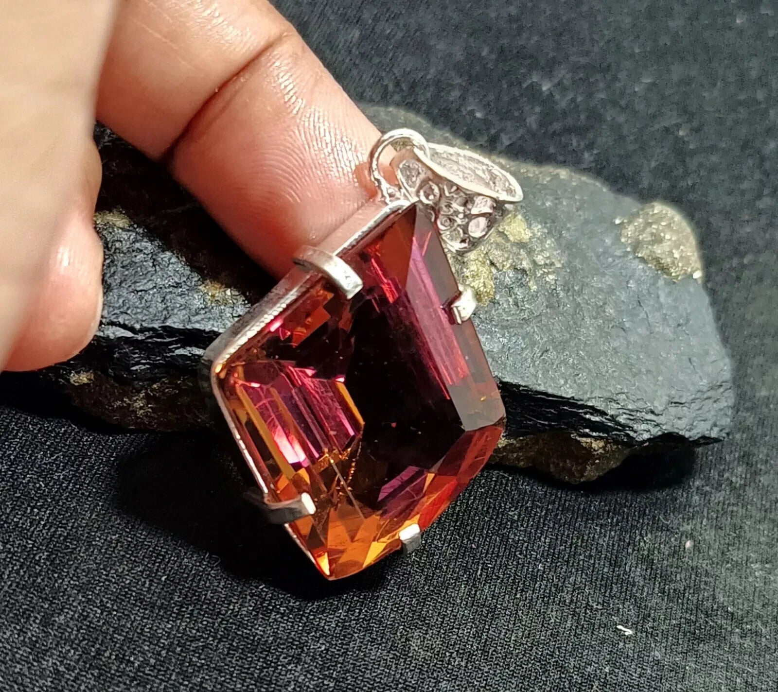 EGL Certified 69.70 Ct FANCY Natural Zultanite 925 Silver Pendant Loose Gemstone