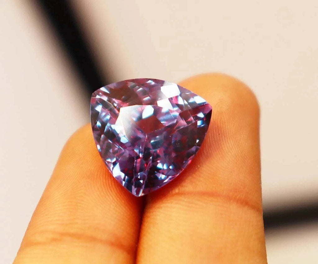 15 CT Certified Color Changing Natural Alexandrite Loose Gemstone Trillion Cut
