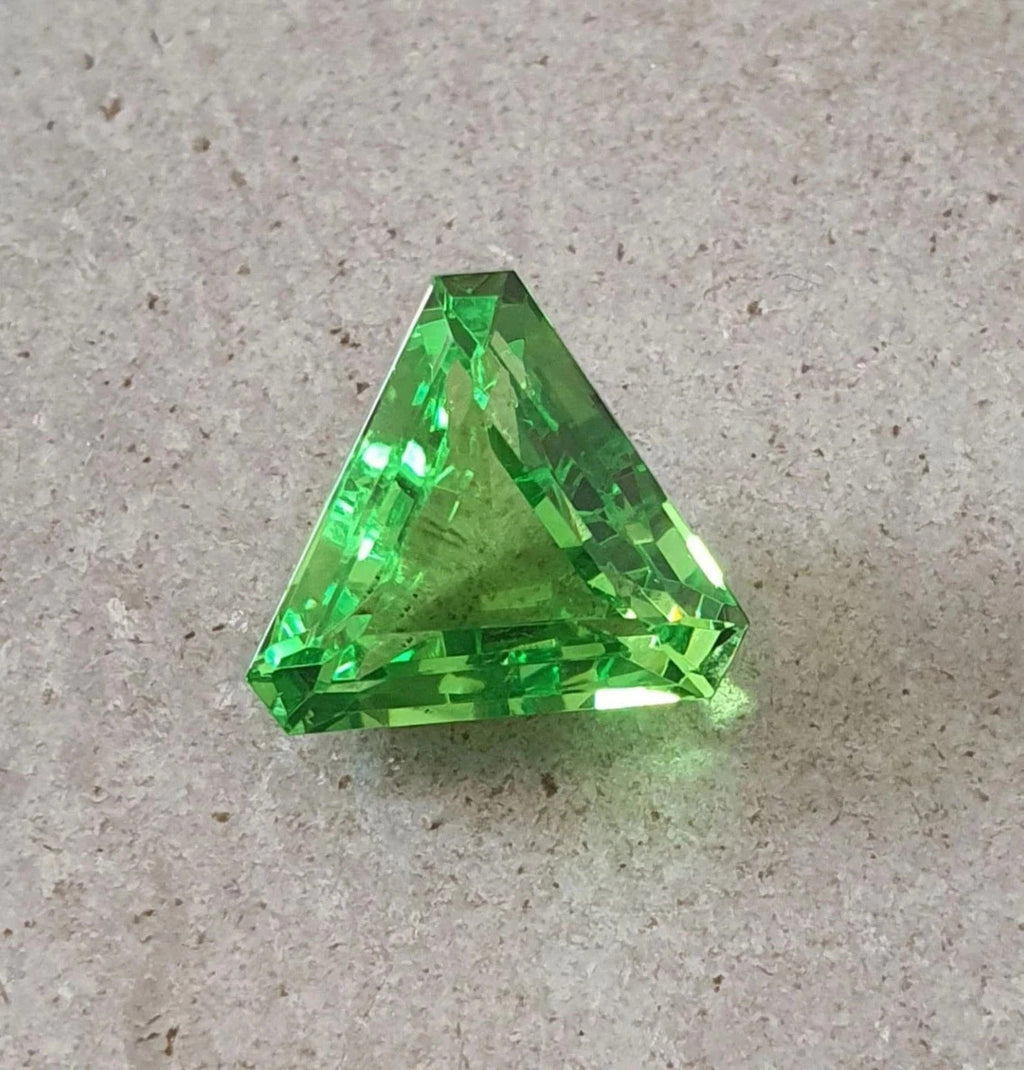 10 Ct Natural Green Peridot Triangle Cut Quality GIE Certified Loose Gemstones
