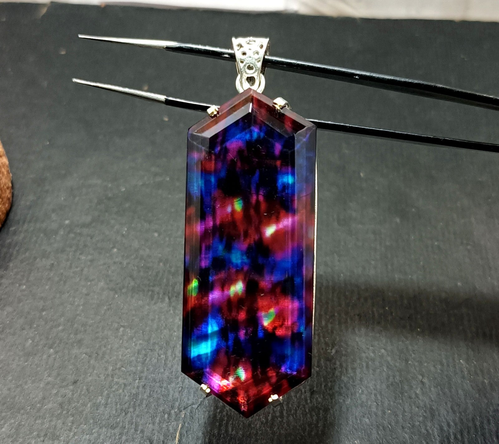 Certified Fancy Cut 110.75 Ct Natural Ammolite  Solid Silver Pendant Gemstone