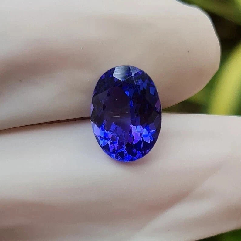 Top Quality 5 Ct+ Natural Rare Blue Sapphire Certified Oval Cut Loose Gemstone