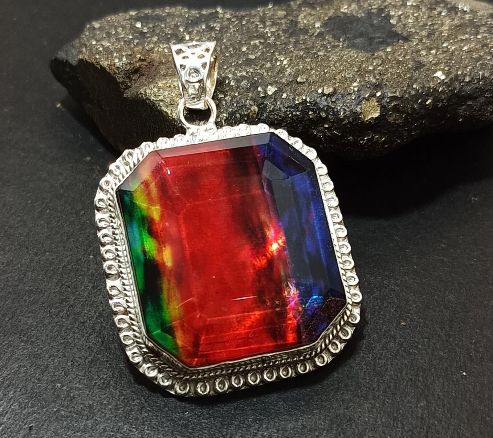 Certified 94.35 Ct Natural Ammolite 925 Solid Silver Rainbow Pendant Gemstone