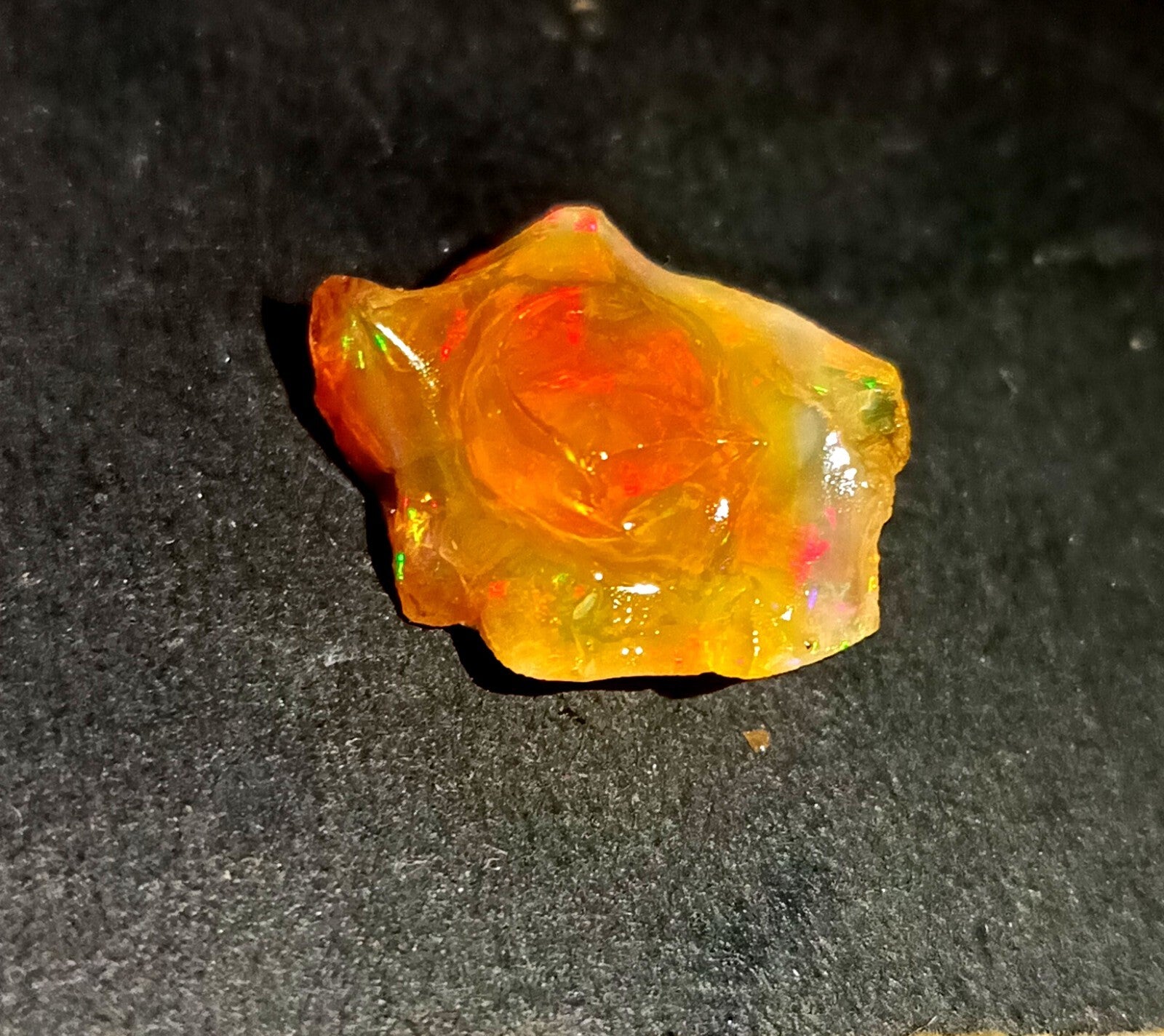 A++Play of Color 8.35 Ct Natural Ethiopian Black Opal Welo Rough LOOSE GEMSTONE