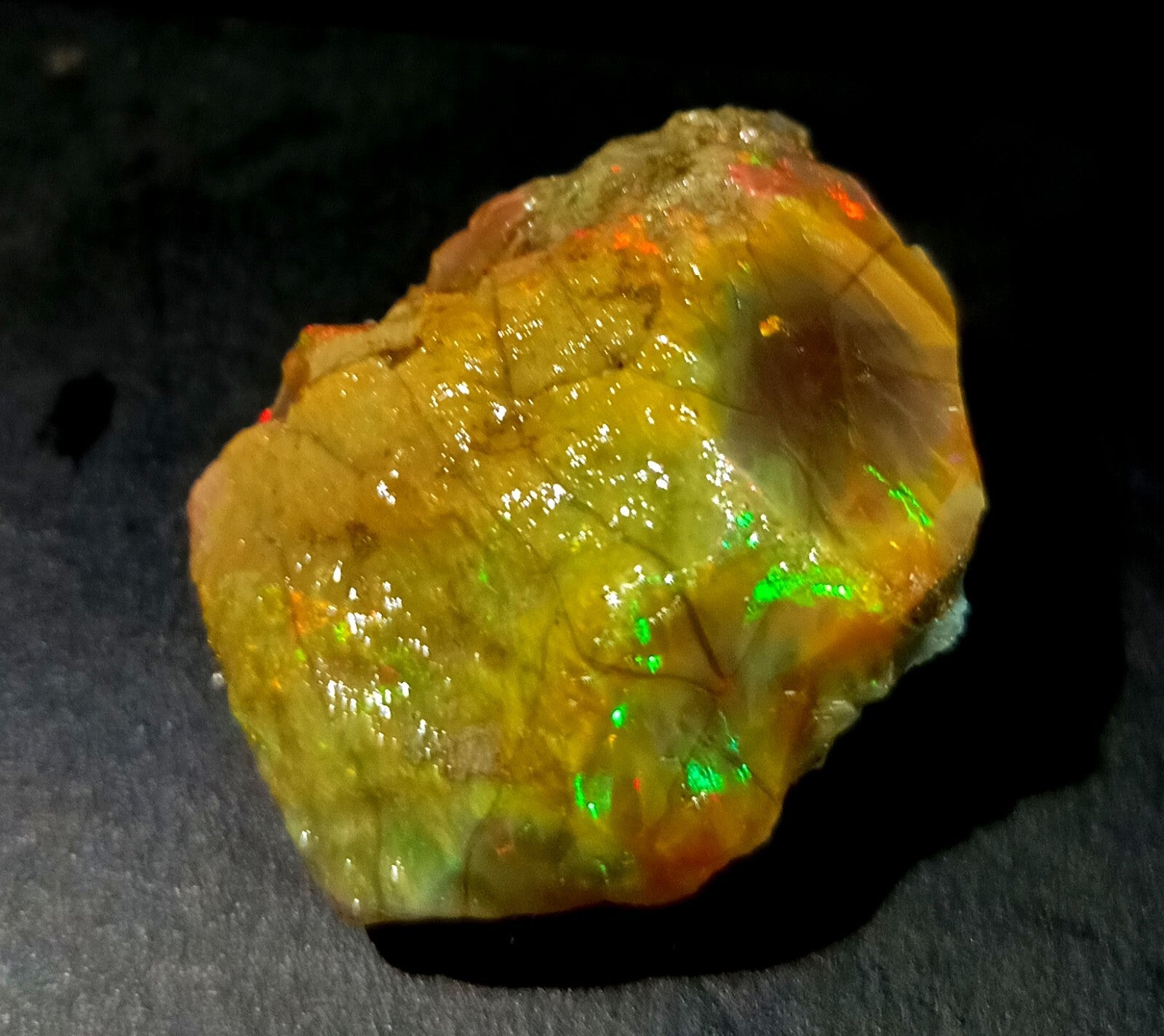 A++Play of Color 114.75Ct Natural Ethiopian Black Opal Welo Rough LOOSE GEMSTONE