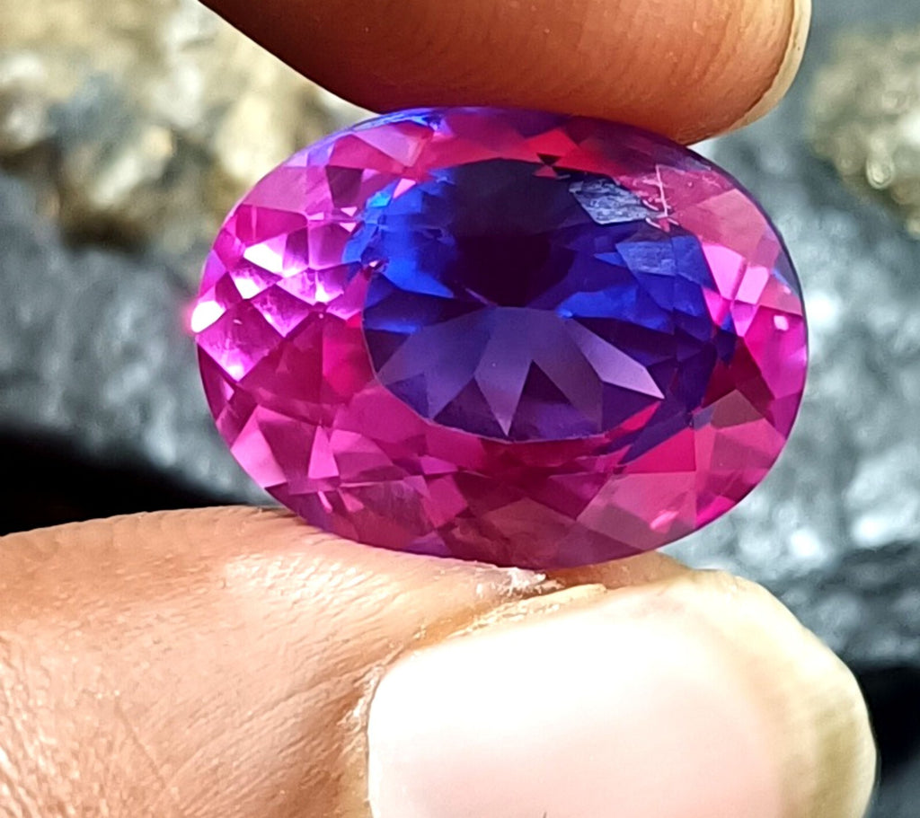 17.15 Ct A++ NATURAL Ceylon PITAMBARI Sapphire Bi-Color Certified Oval GEMSTONE