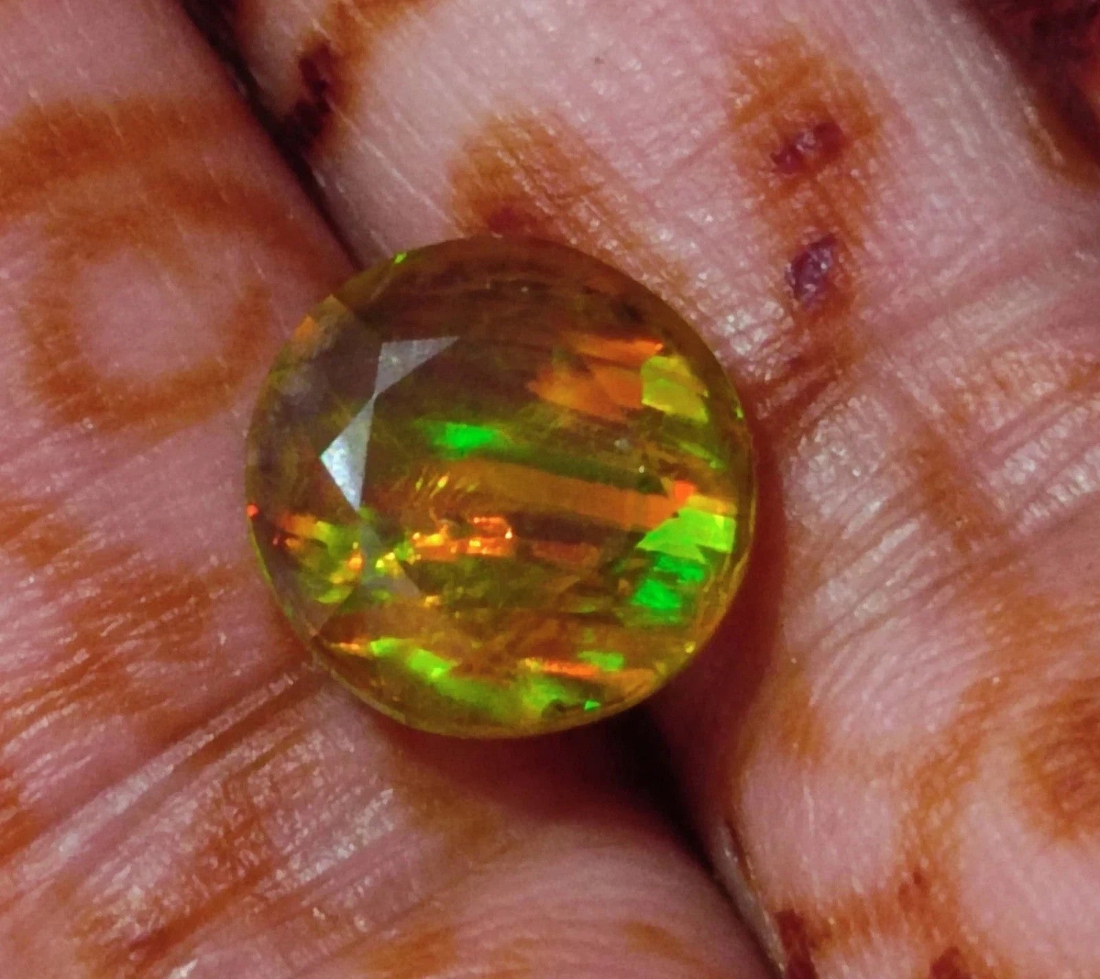 2 CT Natural Bi- Color Pitambari Sapphire Round Cut Loose GIE Certified Gemstone