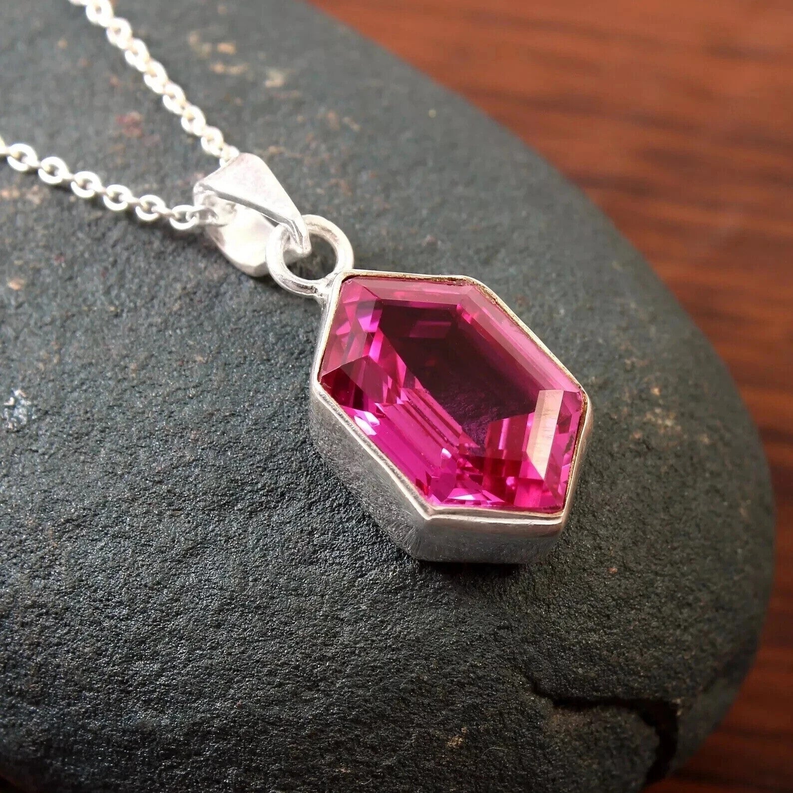 28.75 Ct Natural Pink Sapphire Fancy Cut 925 Solid Silver Pendant Gift For Woman