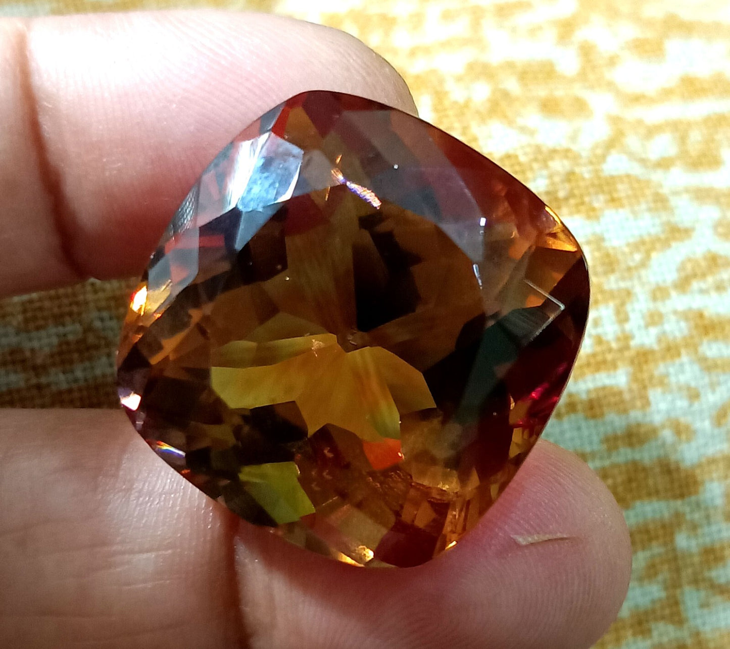 NATURAL Zultanite (7 Color-Change) Loose Certified GEMSTONE Cushion Cut 63.45 Ct