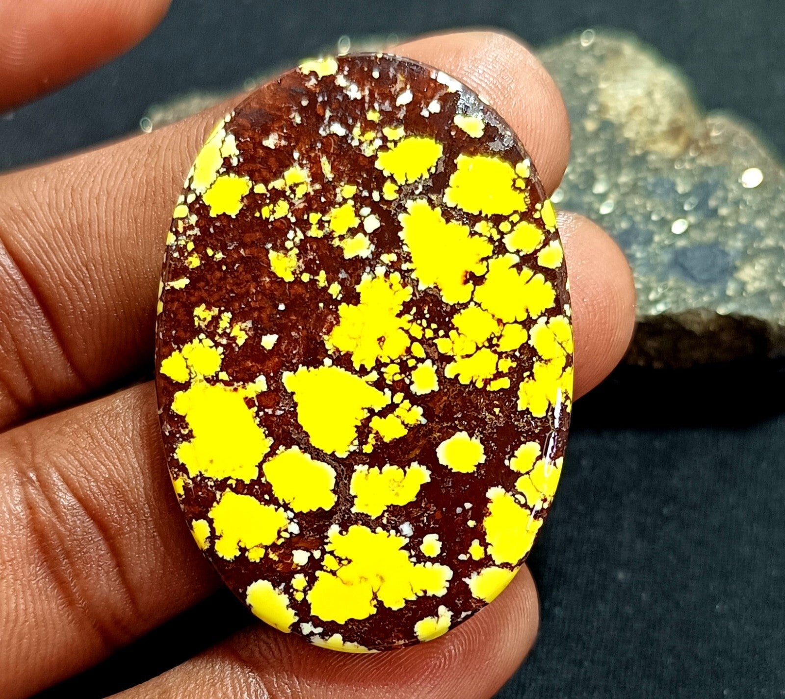 72.80 Ct Natural Arizona Superior Yellow Turquoise Oval Cut Certified Gemstone