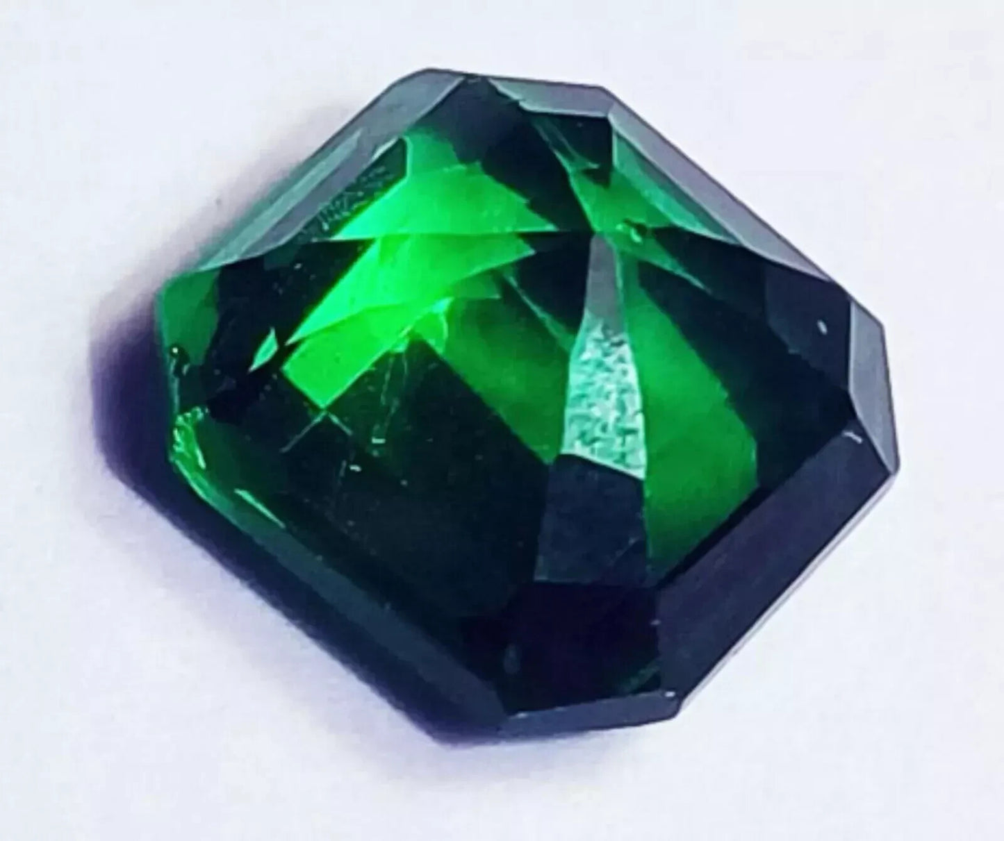 Untreated EGL Certified Flawless 9.85 Ct Natural Emerald Colombia Loose Gemstone
