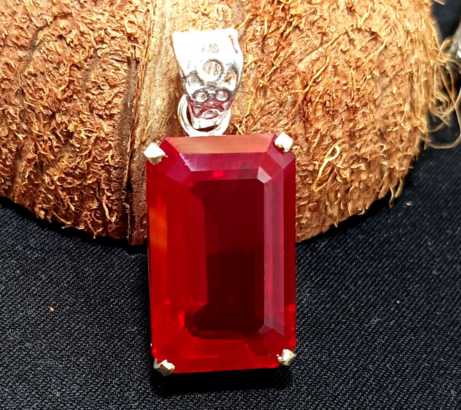 925 Sterling Silver Plated Emerald CutRuby Necklace locket Pendant 63.95 Ct