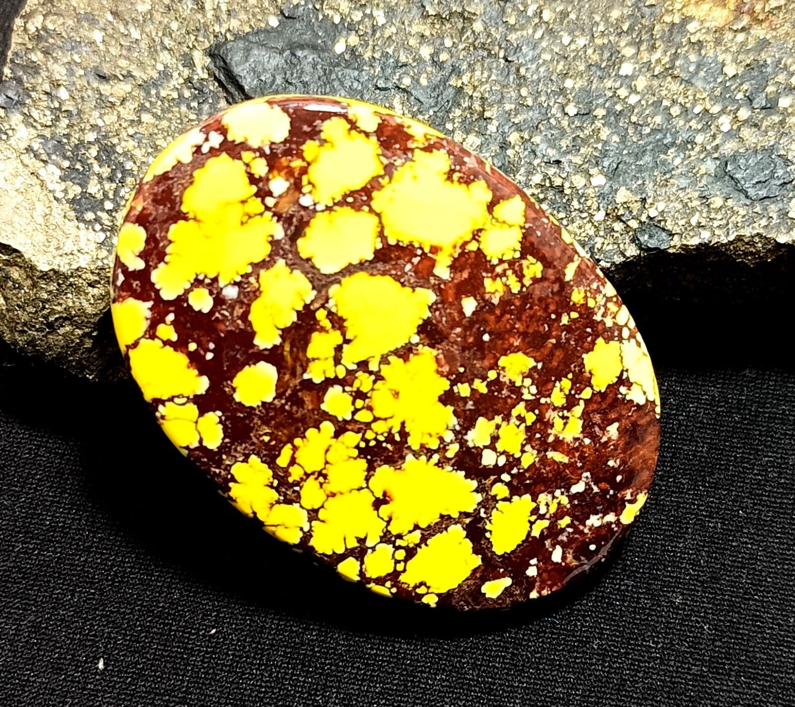 72.80 Ct Natural Arizona Superior Yellow Turquoise Oval Cut Certified Gemstone