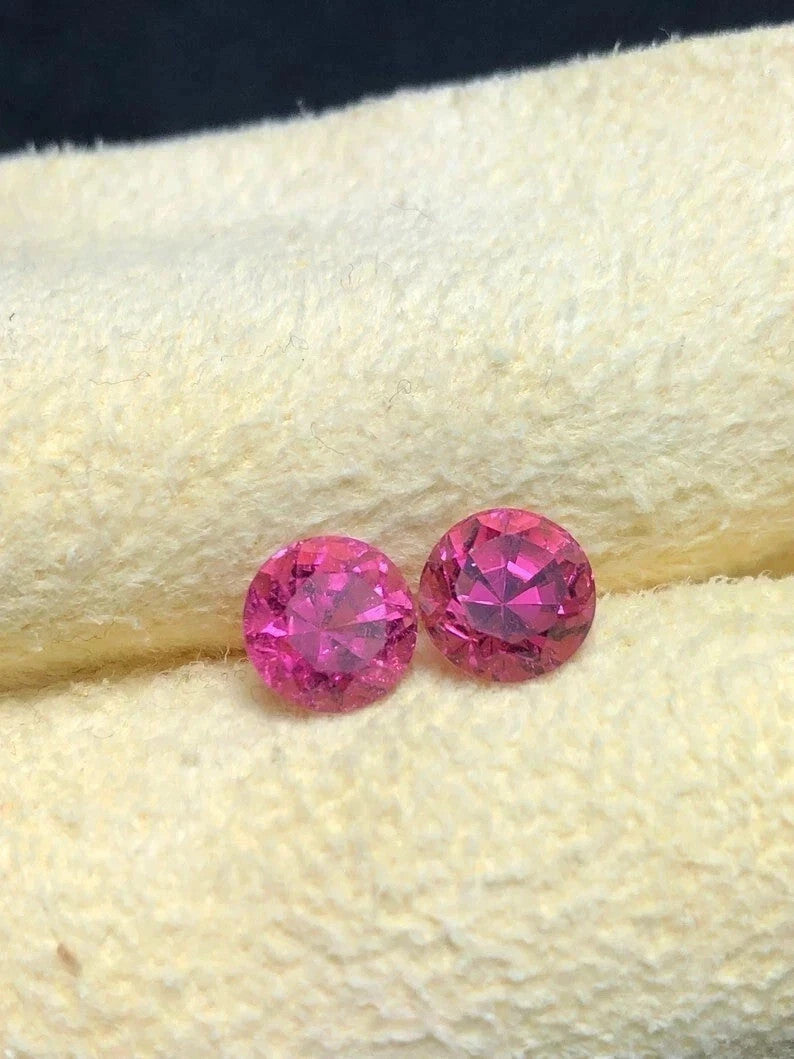 10 x 10 mm Pair Natural Pink Sapphire Round Cut GIE Certified Loose Gemstone A+